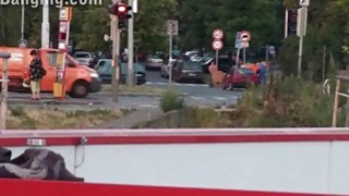 Lần đầu tiên tải lên, vợ tôi chỉ có thể lên đỉnh