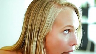 Chủ cửa hàng điện thoại sex, mông to siêu gợi cảm