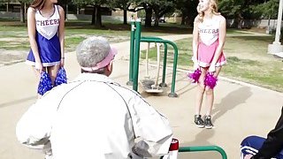 Kana Momonogi tâm sự mỏng cùng thầy giáo trong khách sạn