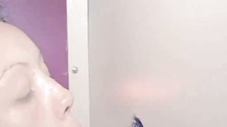 Chức vụ nữ hội trưởng khu phố chỉ để cô có thể làm tình tất cả đàn ông ở đây