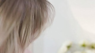 [Madou Media] Ba chị em ép tôi mất trinh và quan hệ tình dục tập thể với anh trai tôi