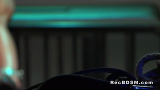 4p với phụ nữ trưởng thành. Tôi nghe nói anh thích phụ nữ lớn tuổi phải không?