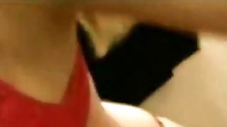 Ava Eden lừa dối bạn gái trong phòng