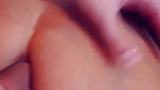 Gái xinh đeo kính bú buồi cho bạn trai cực chuyên nghiệp