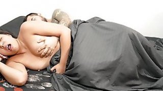 Đi khách sạn với người yêu cũ trước khi lấy chồng