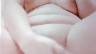 Cảm xúc ùa về khi sống cạnh người bồn chứa tinh của anh trai là bạn thân thời thơ ấu