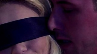 Bị con cậu bé của bố dượng chinh phục