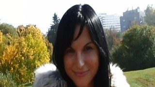 Dixie bị địt ở sòng bạc