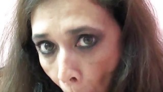 Quán bar cosplay, thiên đường sung khoái cho các quý ông