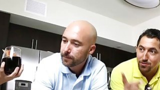 Gạ tình cô hàng xóm ngon múp ở nhà một mình