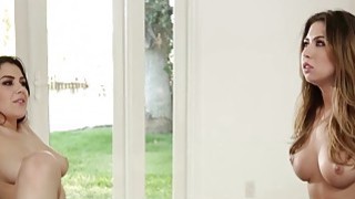 An ủi em đồng nghiệp xinh đẹp để được húp lồn