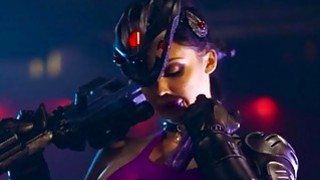 Chị đẹp chiều em