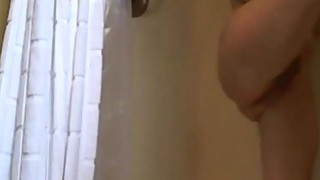 Nữ y tá vú to giúp bệnh nhân lấy mẫu tinh trùng