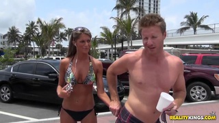 Trong cơn mê anh là chàng tỷ phú đụ em rồi lại bắn tinh ra