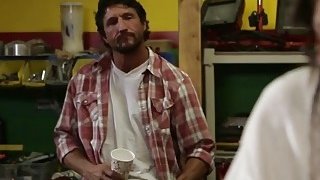 Nữ sinh đeo kính! Biểu cảm thật mát mẻ và thư giãn! Đừng bỏ lỡ biển gần đây, cởi đồ lót ra, nhấc mông và âm hộ lên, mở âm hộ cận cảnh, lỗ khít, và ngón tay của bạn đang cọ xát