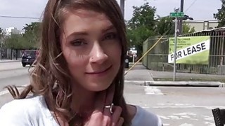 Má kế dâm vụng trộm với cậu con trai riêng của Ông chồng phía sau bàn ăn