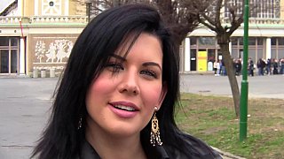 Cô giáo bị chuốc thuốc khi đến thăm nhà học sinh