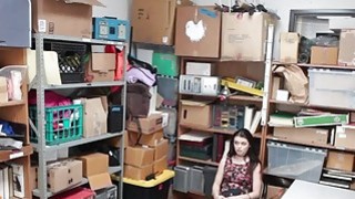 Chuyện bỏ thuốc kích dục vào bình nước ở chung cư vietsub