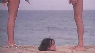 Má thuê gia sư về kèm cặp con trai, nhưng thuê nhầm yêu nữ vú to