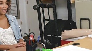 Chàng trai thất tình đi đi giã ngoại trúng số gặp được 2 cô nàng tốt bụng an ủi