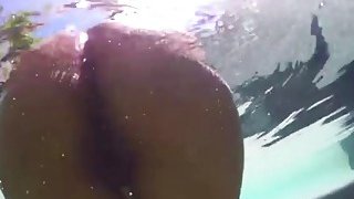 Em kế nghiện game đến mức anh trai làm gì cũng không quan tâm