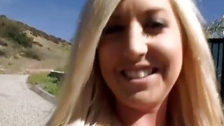 Em chồng nện chị dâu bím khít ngay bên cạnh anh trai đang ngủ