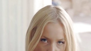 Con gái mang thai, má giúp giải quyết ham muốn tình dục của con rể