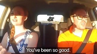 Em nhân viên massage lần đầu phục vụ "hàng" trai Tây