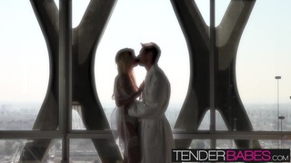 Quản lý nữ bị cấp dưới chuốc thuốc rồi tống tình trong chuyến công tác