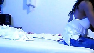 2023 Tháng 7 12_Cô gái gợi cảm