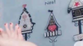 Dù nói với Ông xã về sự lo lắng trước gã chủ tịch khu phố, nhưng rồi…