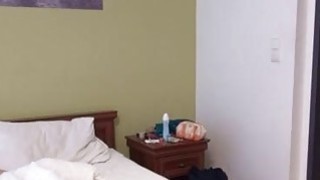 Nữ sếp dâm và đêm "ác mộng" của 3 nam nhân viên cấp dưới