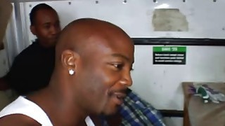 Khi khám phá các cửa hàng trên phố, tính xác thực là điều quan trọng nhất! !