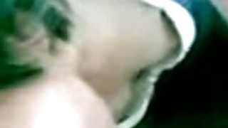 Vắng chồng, vợ "ăn nằm" với ông bố già dơ