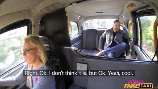 Khuôn mặt em bé siêu dễ thương, ngực lớn, chuông treo, thật tuyệt khi bạn lắc nó, cận cảnh bào ngư bướm lỗ hồng