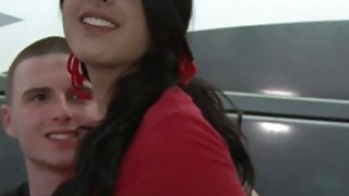 4p vợ trao đổi đầu tiên chơi trò chơi để nâng cao mối quan hệ và sau đó mỗi người