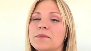 SSNI-422, SSNI-422 Tôi không thể cưỡng lại ham muốn tình dục dữ dội của con riêng của chồng tôi (một trinh nữ) và tôi đã bị cưỡng hiếp và bị ép xuất tinh liên tục Minami Kojima