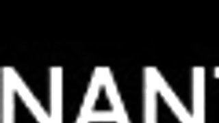 Dí buồi ngập mồm em thư ký khi bố đi vắng