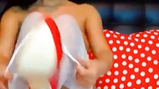 Cô con gái lớn chưa chồng yêu thích ngoại tình với bố