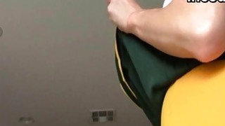 Tuyệt chiêu học từ phim Sex Education khi đối diện với con ...