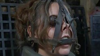 Móc cua cô bạn thân xinh đẹp mãi không chán