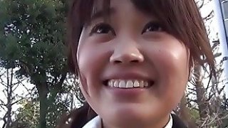 Đánh golf cùng em gái váy hồng mông cong