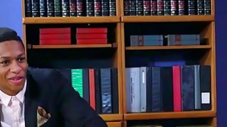 Chồng yêu lạnh nhạt, bà xã đi làm bị quản lý nhiều lần dí phê quá nghiện luôn