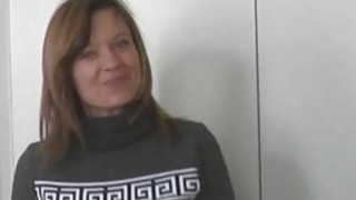 Hồng hài nhi thầm thương chị hàng xóm