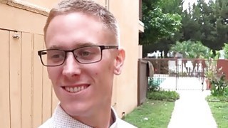 Quản lý già rất cứng nhưng em thư ký rất dâm đãng nên…