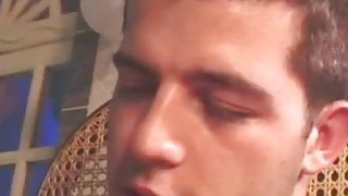 Em thư ký gạ tình cấp trên khi bị phát hiện clip sex trên mạng