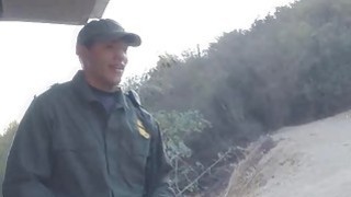 Anh xin lỗi nhưng mà lồn chị gái em khít quá