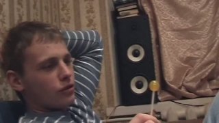 CJOD-266 Cửa hàng tiện lợi mở cửa muộn: Không có nhiều khách hàng, vì vậy cô nhân viên bán hàng buồn chán này giết thời gian bằng cách phục vụ những khách hàng thích kem cho đến sáng! AIKA Kaho Imai