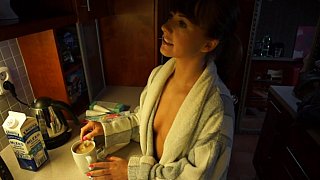 Địt tê hai mép lồn em tây mông to dáng ngon cực xinh