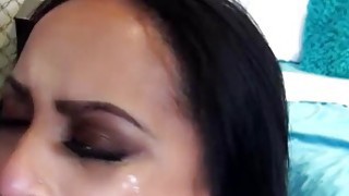 Câu chuyện lén lút của cô gái sắp kết hôn với bồ cũ khi đi họp lớp